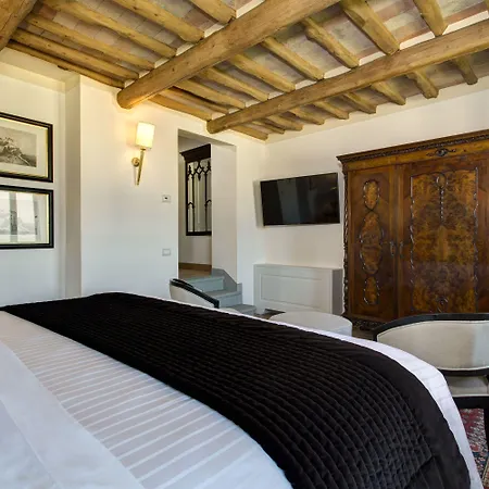 Le Calvane Hotel